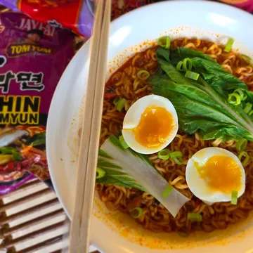Korean ramyun noodles