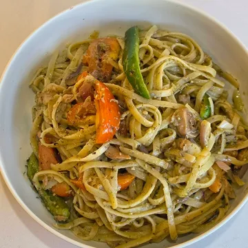 Tuna pesto pasta para amigos